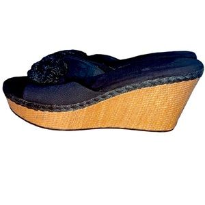 Women’s Black Wedge Sandal Size 8.5